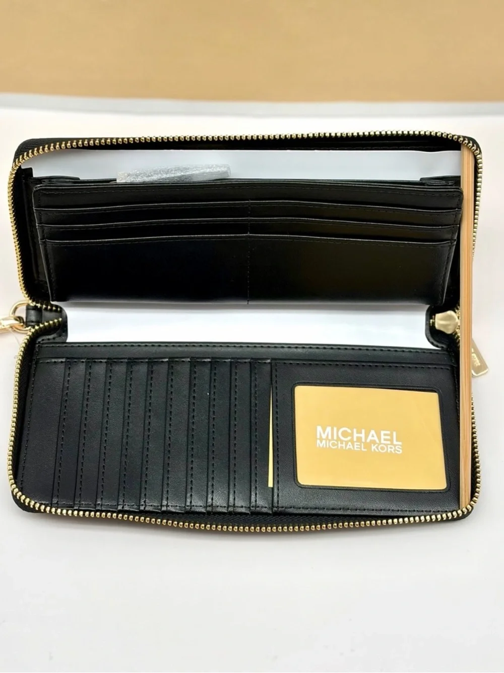 Michael Kors Black & Tan Houndstooth Zip Wristlet continental Wallet Dog Print
